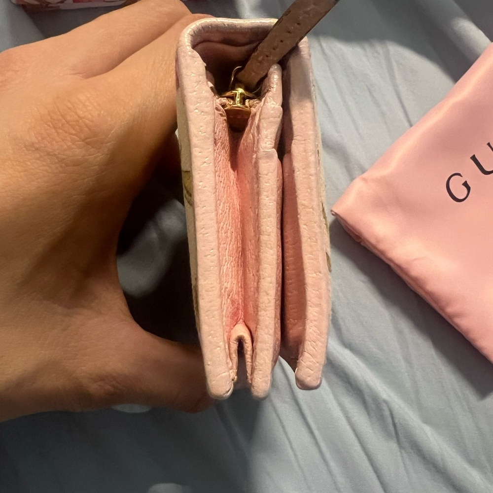 GG Marmont Flora Compact Bi-Fold Wallet - Picture 3 of 12